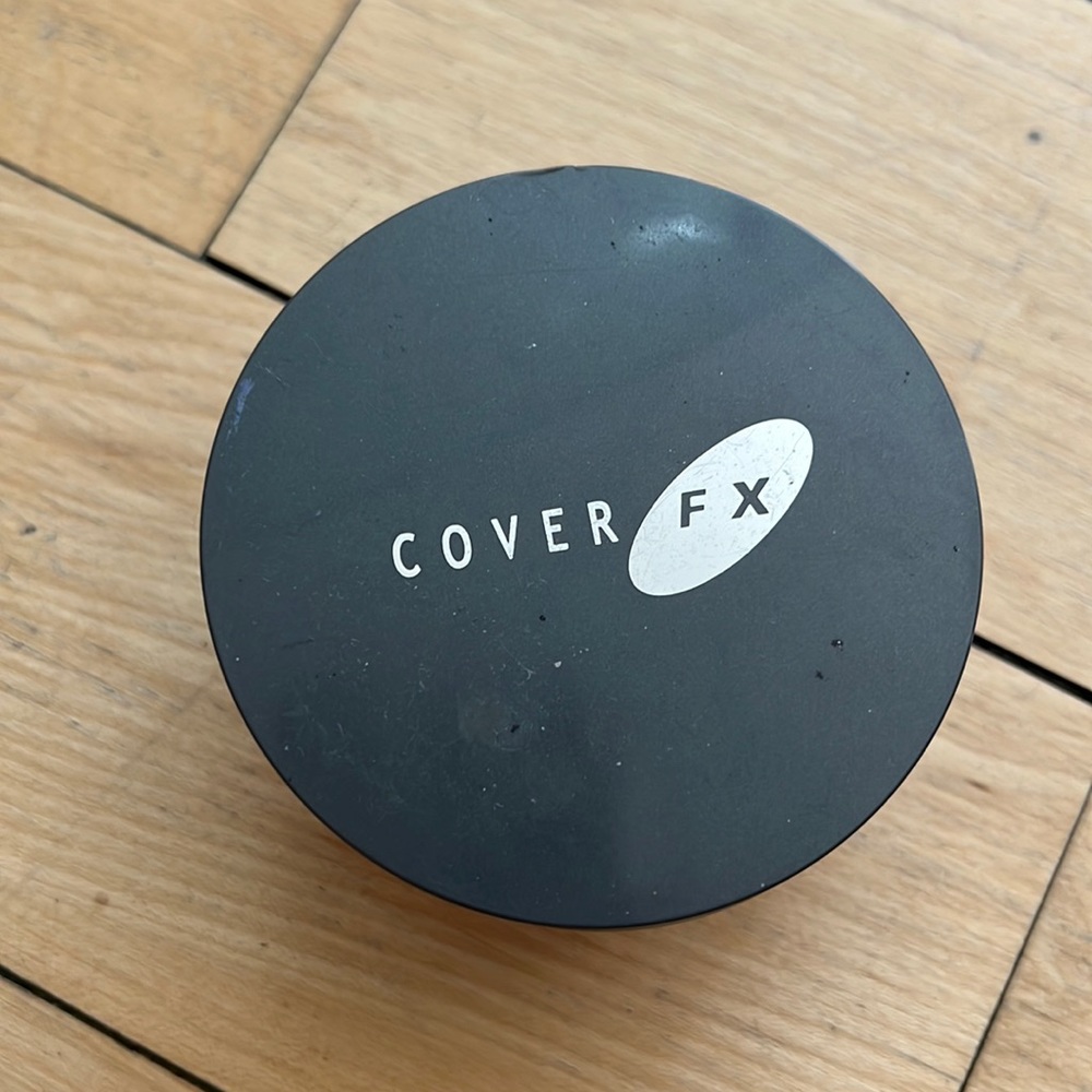Cover FX